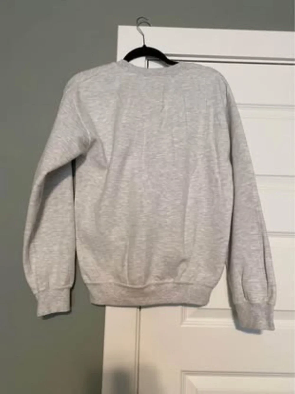 Sweatshirt - Picture 4 of 4